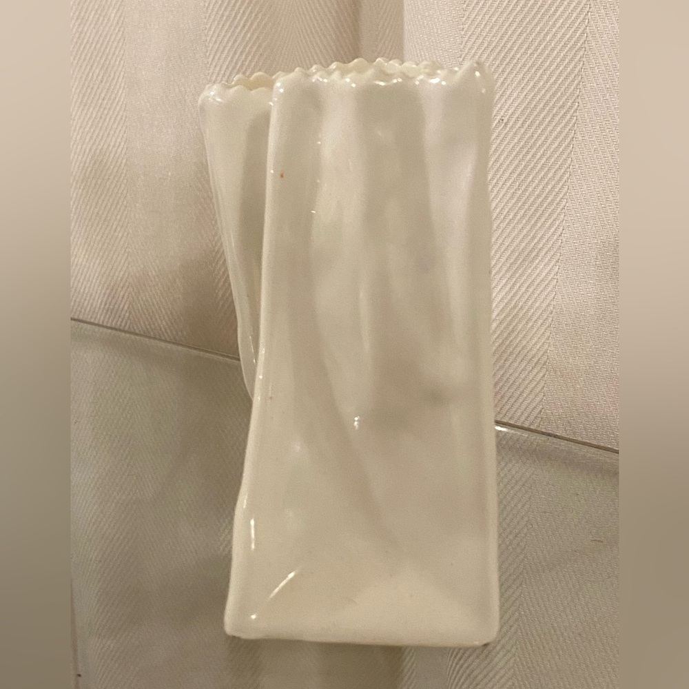 White Ceramic Vase - Picture 6 of 8